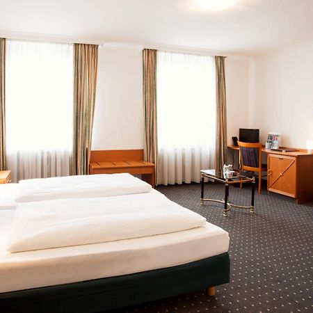 Ina Hotel Royal Cologne Exterior photo