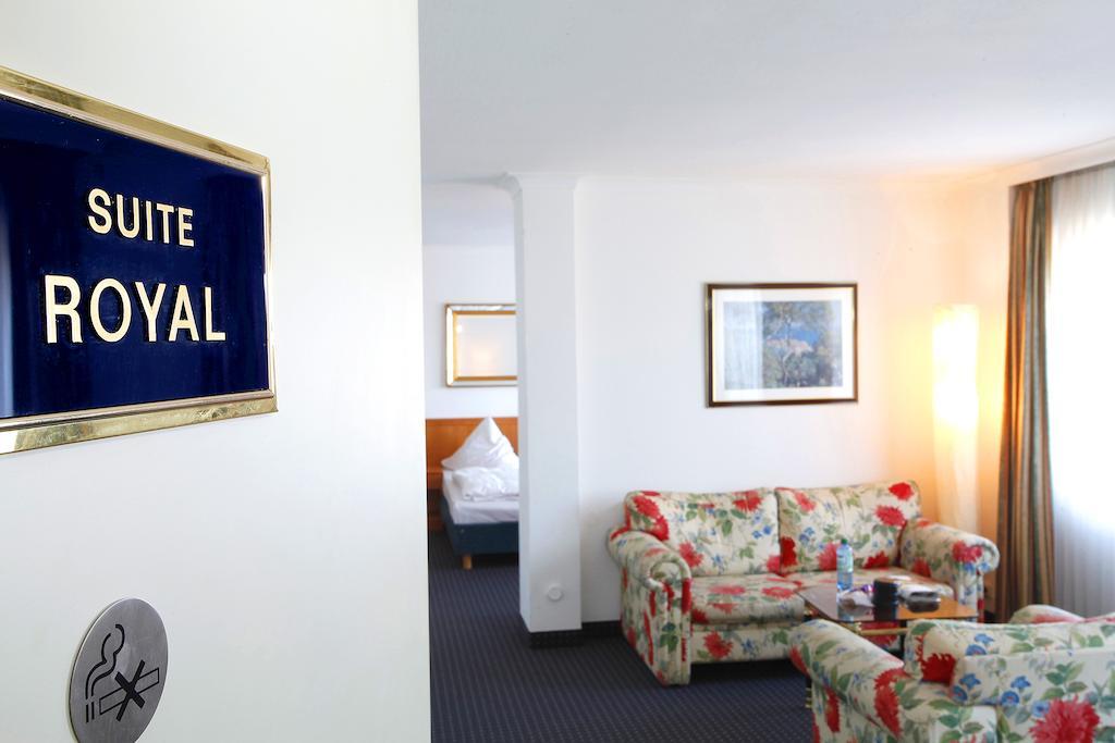 Ina Hotel Royal Cologne Exterior photo
